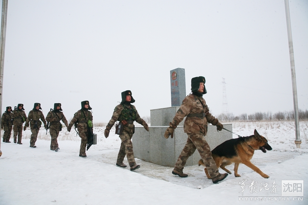 7首经典《菩萨蛮》：垆边人似月，皓腕凝霜雪 